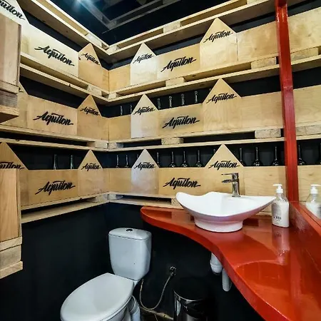 Botel Aquilon *